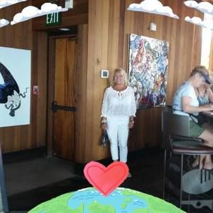 Meet your Posher, Evike